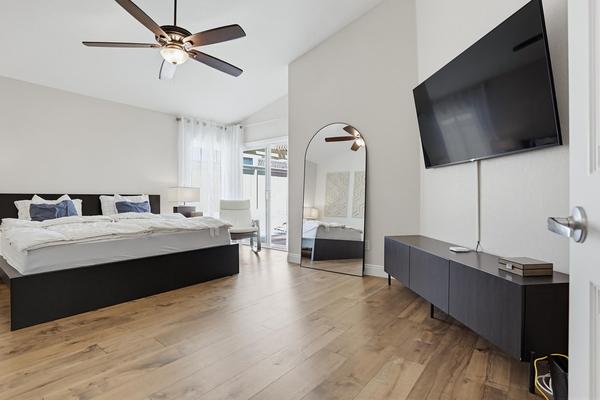 Virtual tour photo 20 of 36 for 15264 Avenida Rorras