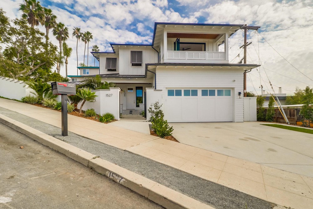 Virtual tour photo 1 of 80 for 1527 Monmouth Dr