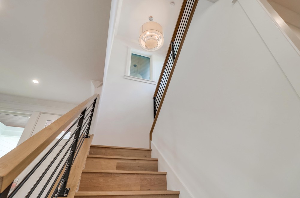 Virtual tour photo 29 of 80 for 1527 Monmouth Dr