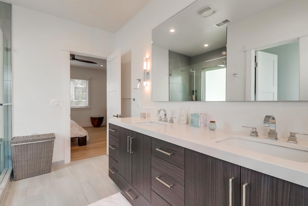 Virtual tour photo 45 of 80 for 1527 Monmouth Dr