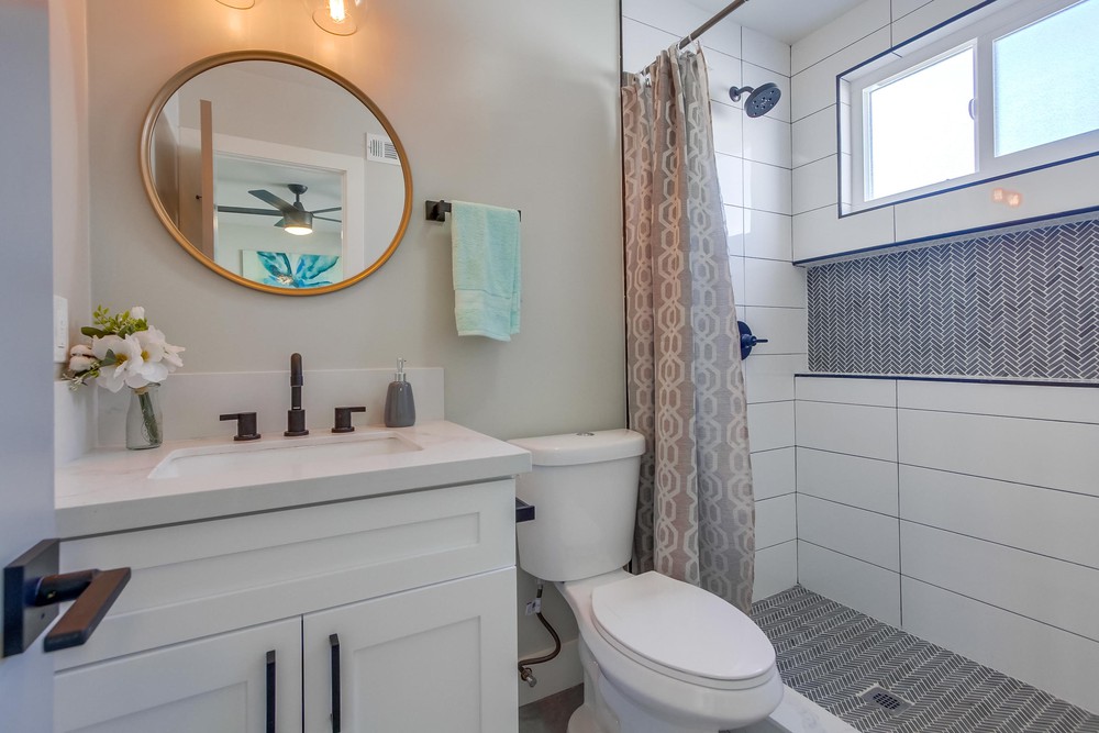Virtual tour photo 36 of 54 for 1528 Reklow Dr