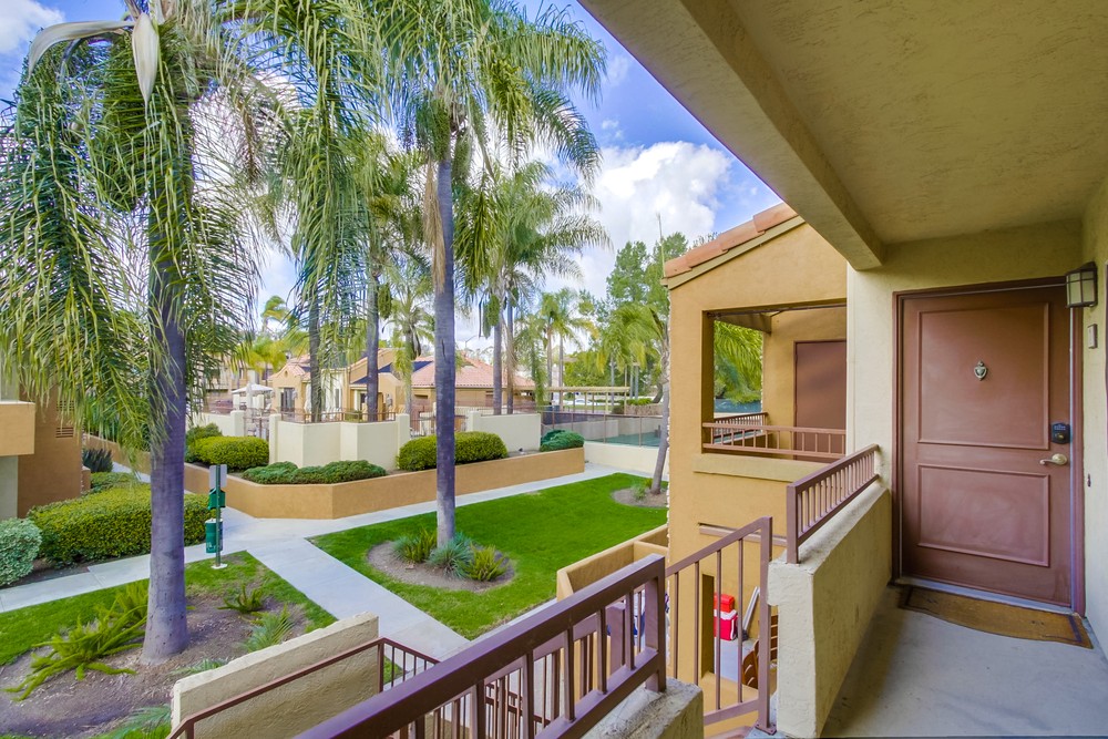 Virtual tour photo 6 of 34 for 15287 Maturin Dr #85