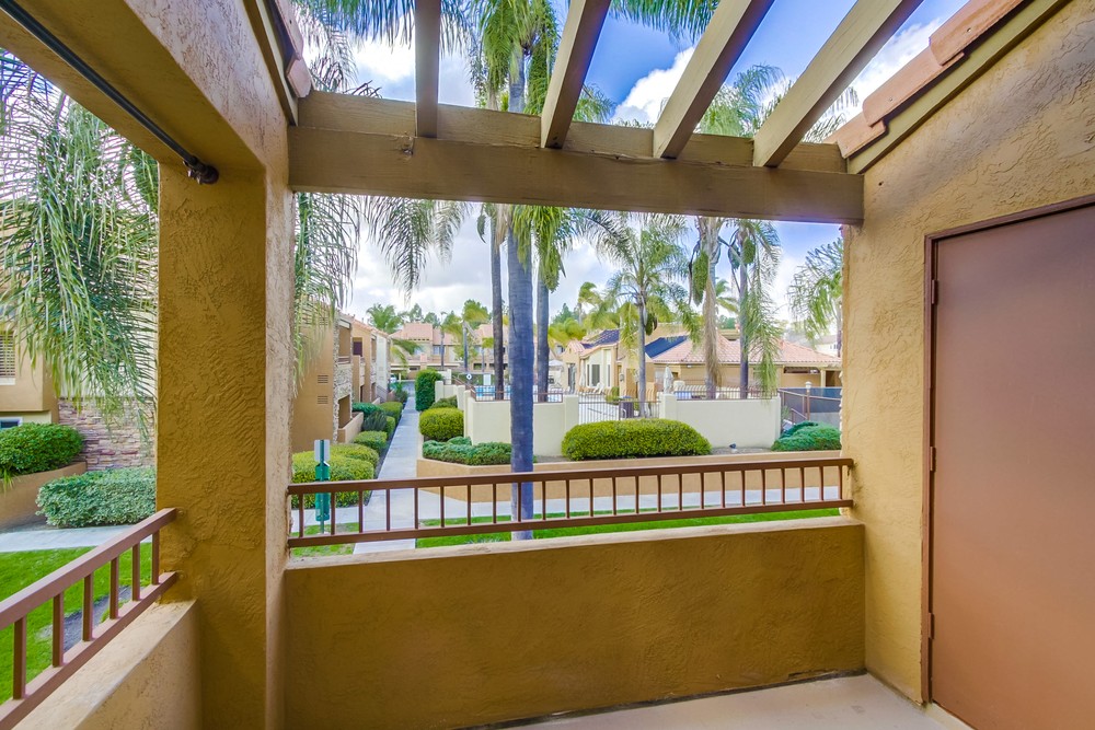 Virtual tour photo 7 of 34 for 15287 Maturin Dr #85