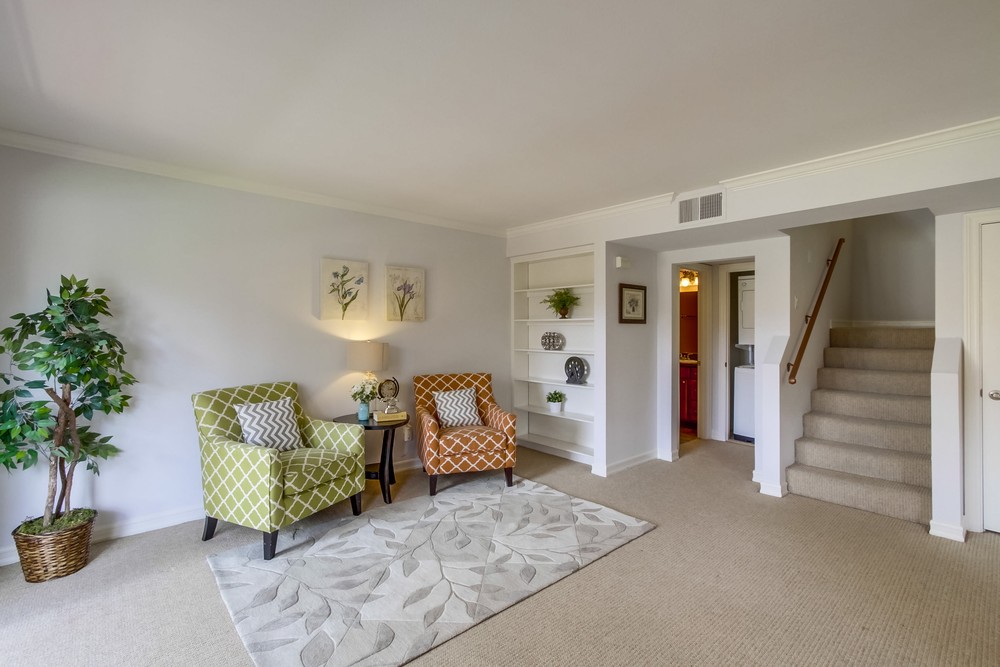 Virtual tour photo 10 of 34 for 15287 Maturin Dr #85