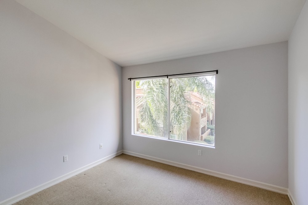 Virtual tour photo 27 of 34 for 15287 Maturin Dr #85