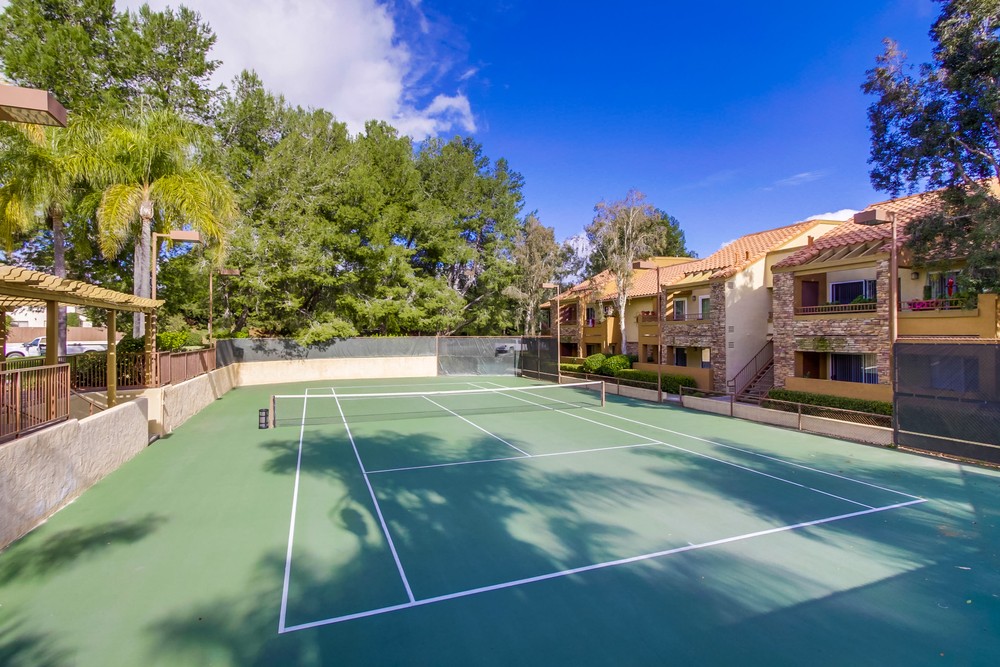 Virtual tour photo 32 of 34 for 15287 Maturin Dr #85