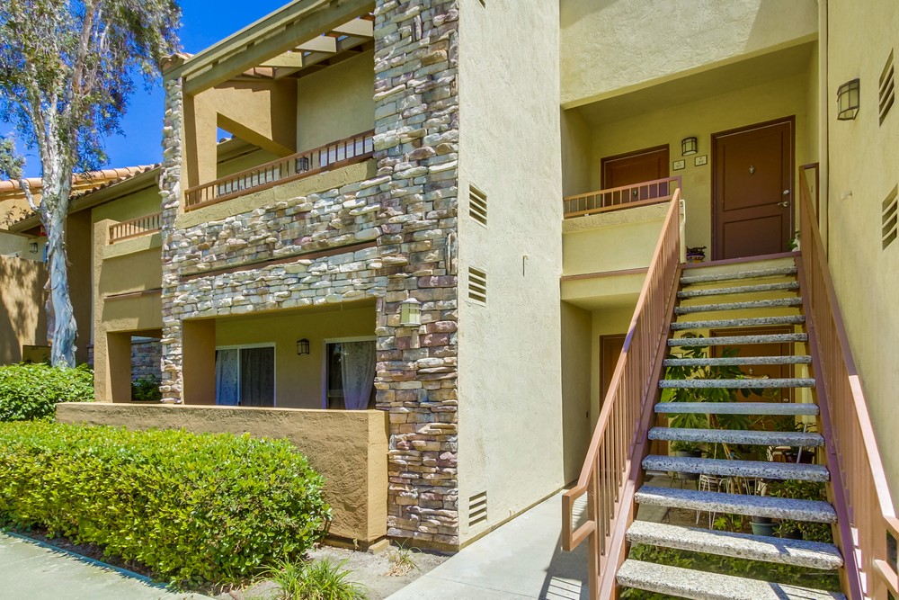 Virtual tour photo 4 of 30 for 15293 Maturin Dr