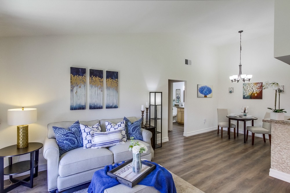 Virtual tour photo 7 of 30 for 15293 Maturin Dr