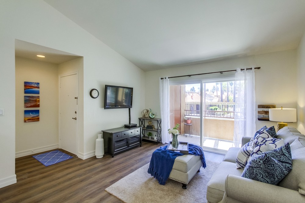 Virtual tour photo 9 of 30 for 15293 Maturin Dr