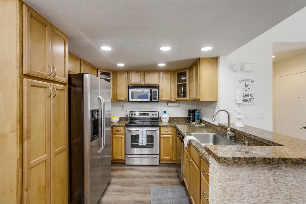 Virtual tour photo 13 of 30 for 15293 Maturin Dr