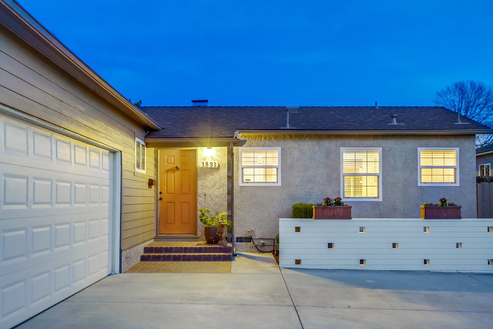 Virtual tour photo 3 of 38 for 1531 Goldfield St