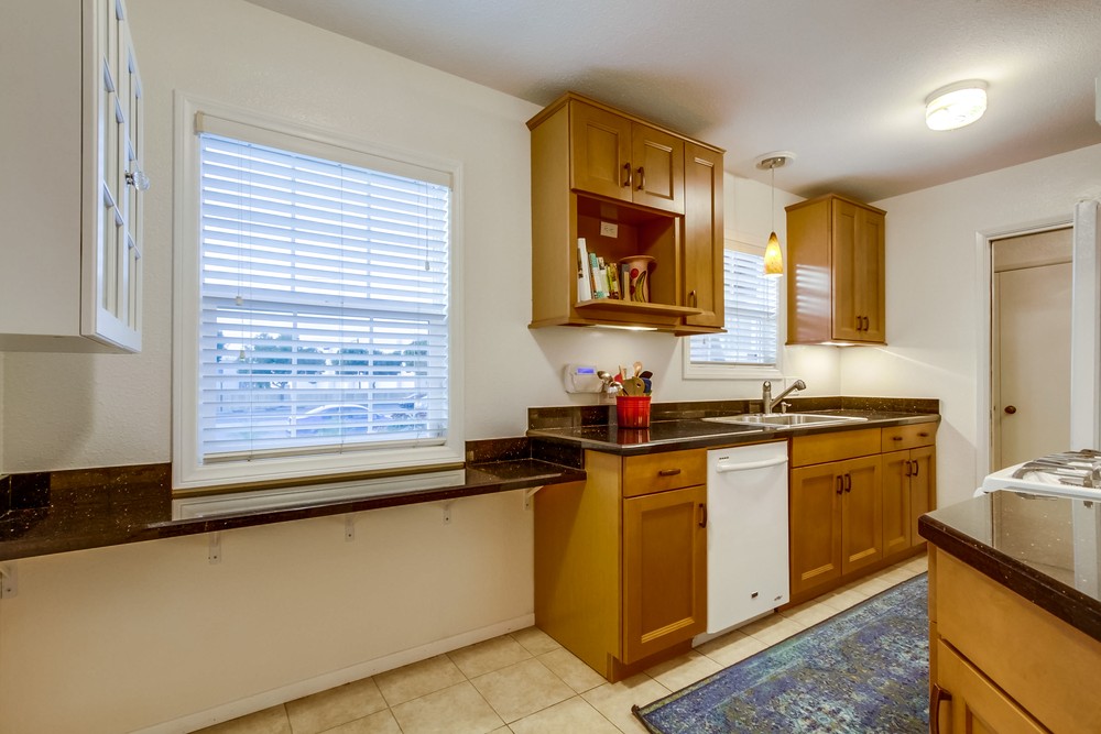 Virtual tour photo 17 of 38 for 1531 Goldfield St