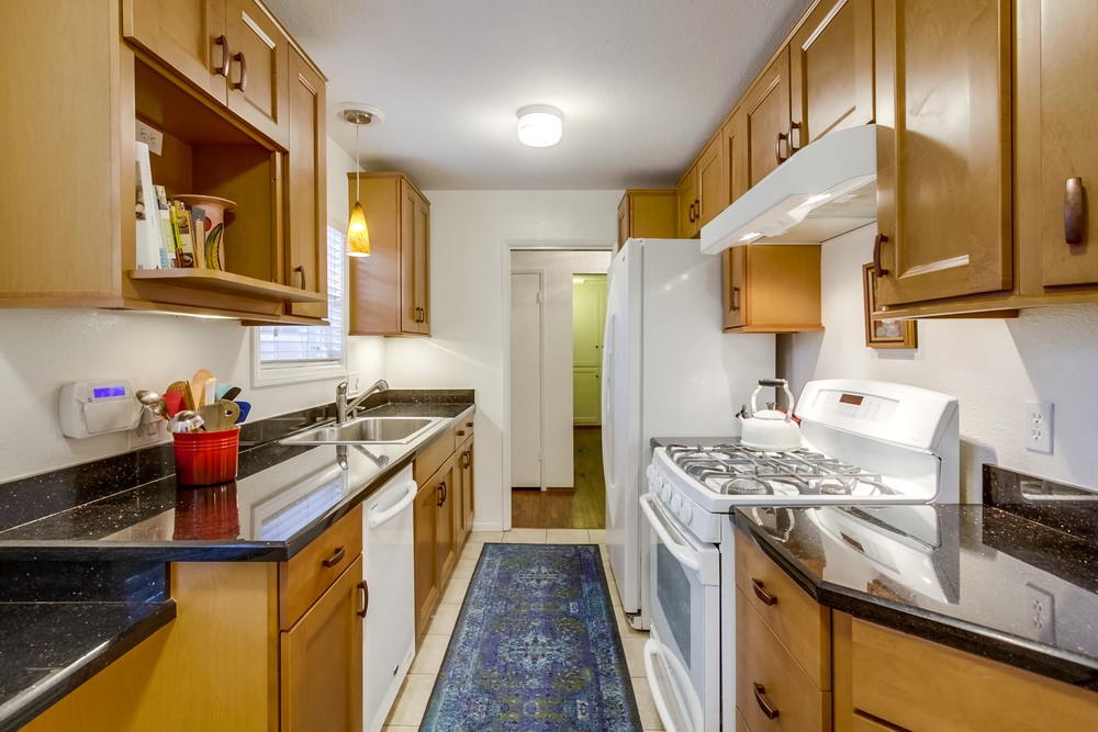 Virtual tour photo 18 of 38 for 1531 Goldfield St