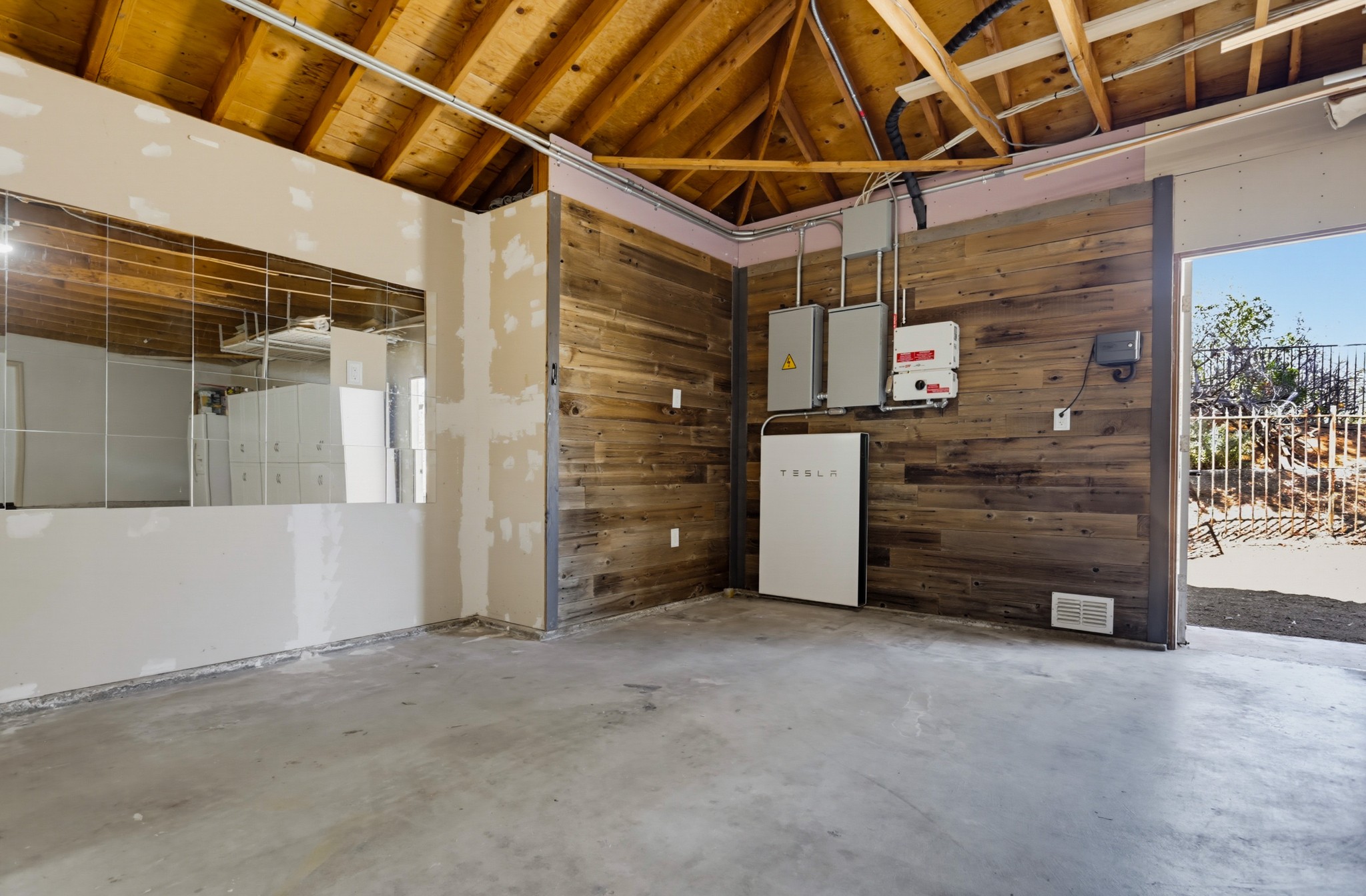 Virtual tour photo 44 of 52 for 15311 Crestview Ct