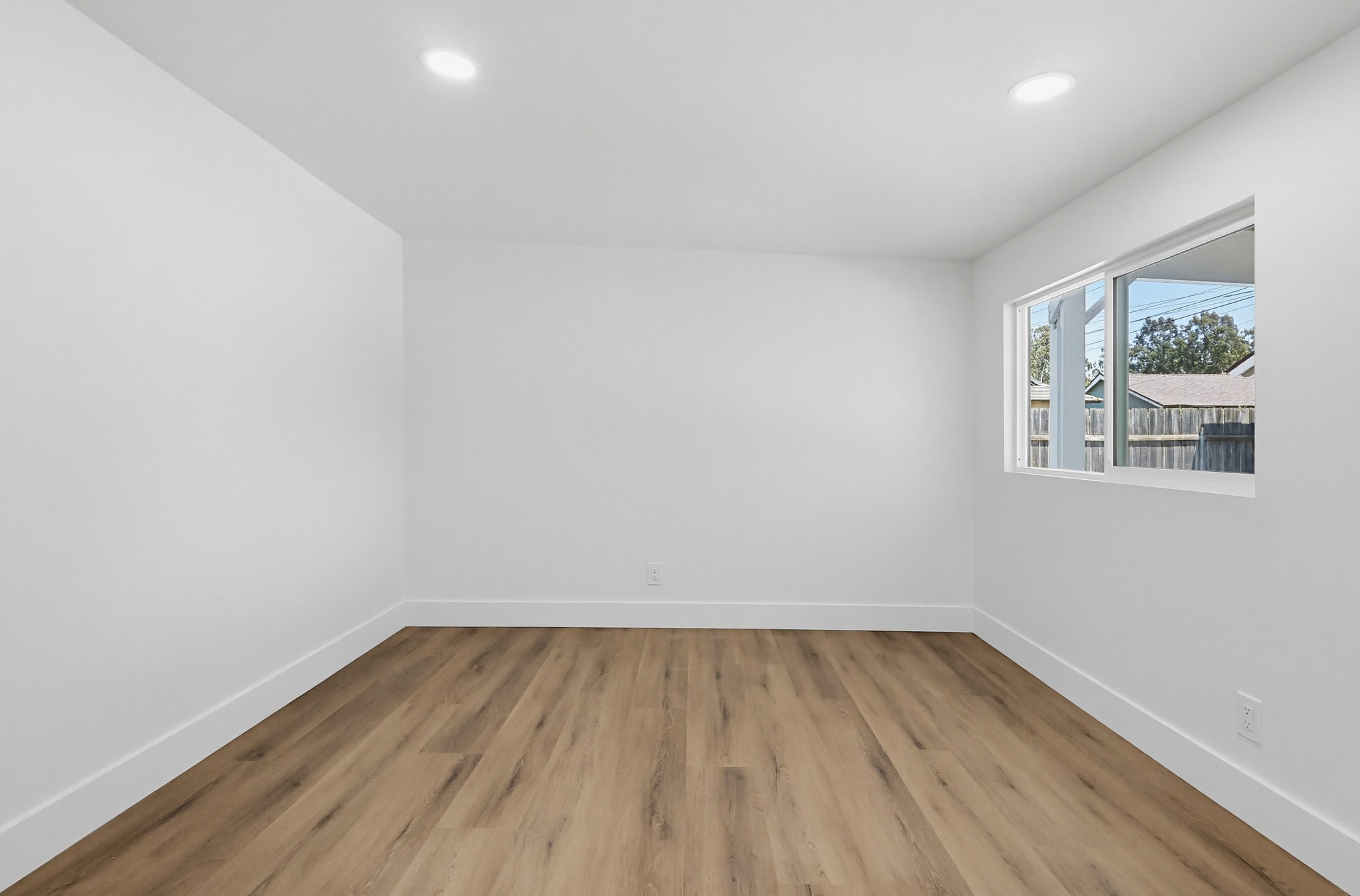 Virtual tour photo 28 of 130 for 1532 E Old Badillo St