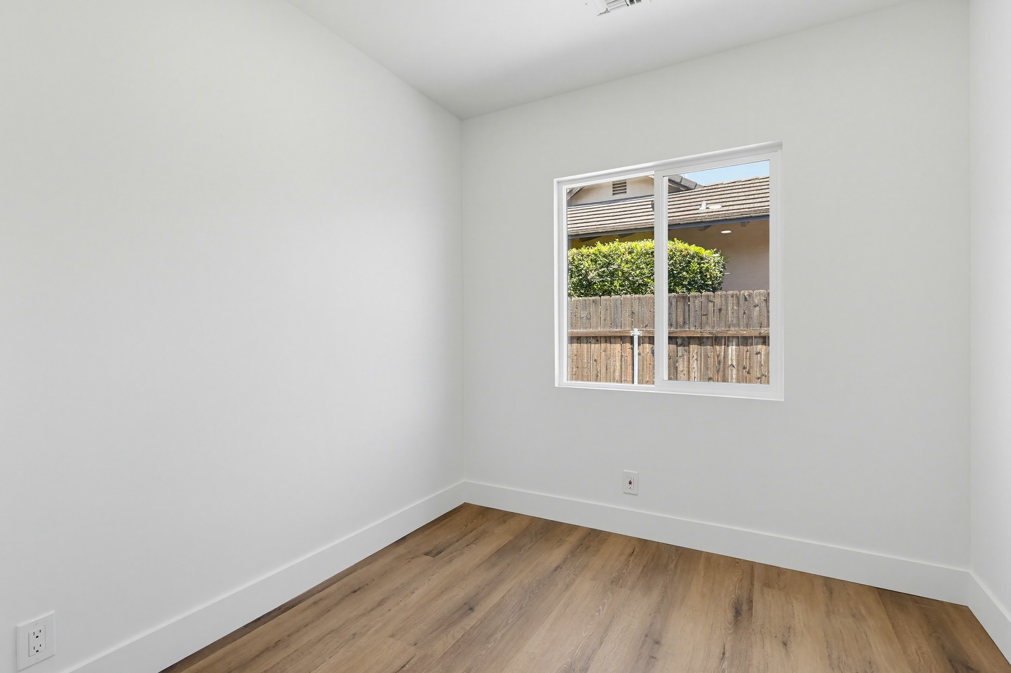 Virtual tour photo 43 of 130 for 1532 E Old Badillo St