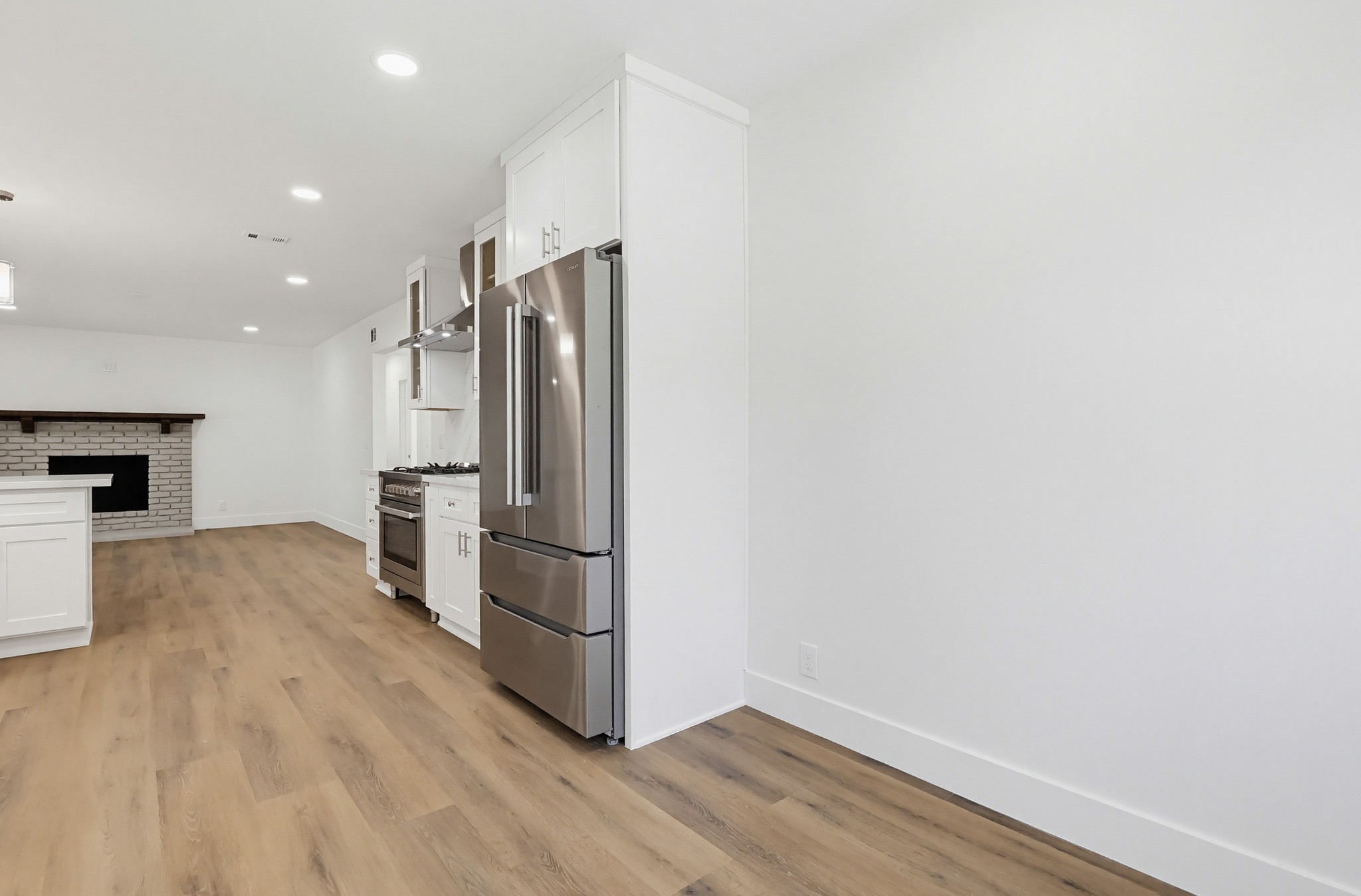 Virtual tour photo 47 of 130 for 1532 E Old Badillo St