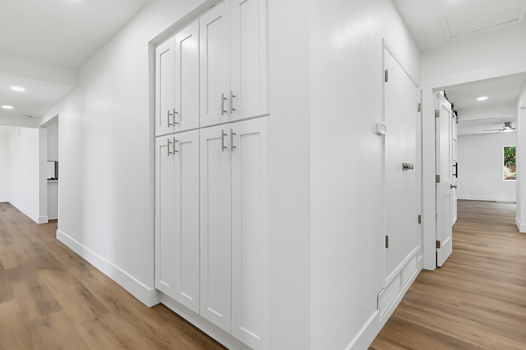 Virtual tour photo 61 of 130 for 1532 E Old Badillo St