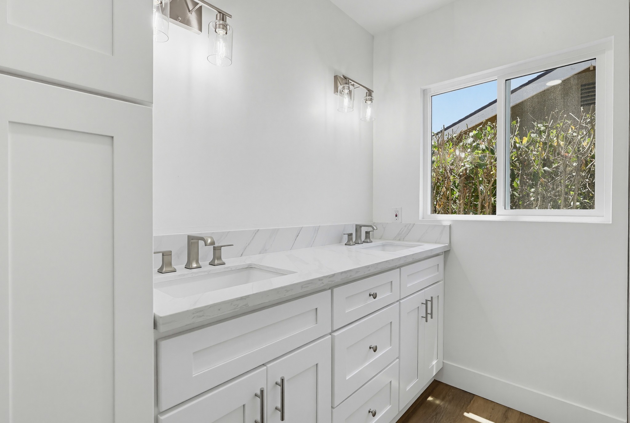 Virtual tour photo 72 of 130 for 1532 E Old Badillo St