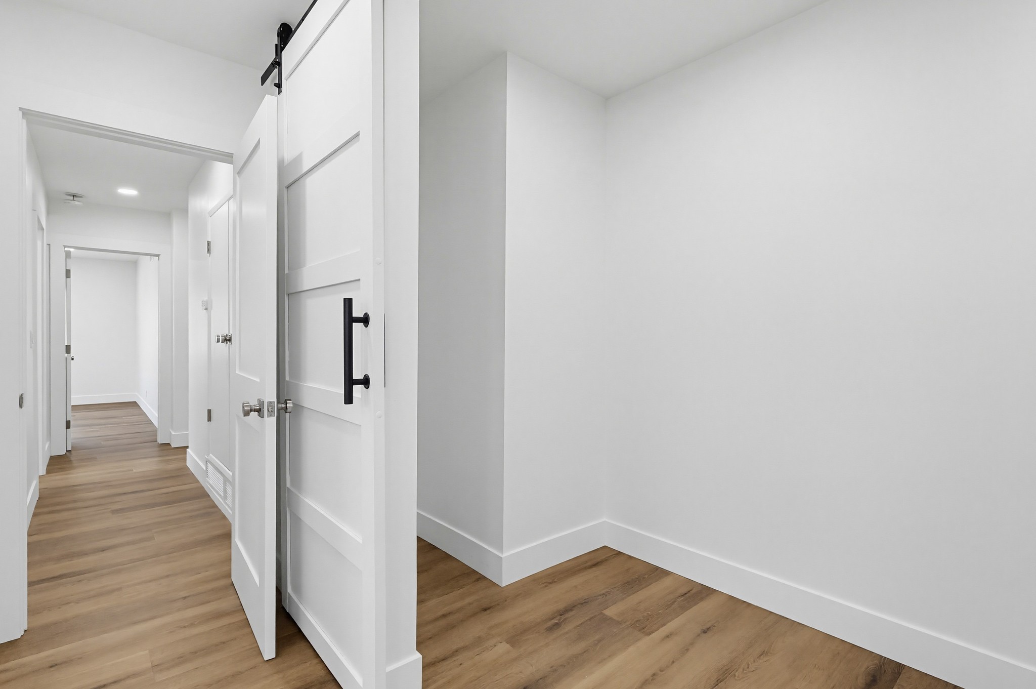 Virtual tour photo 85 of 130 for 1532 E Old Badillo St