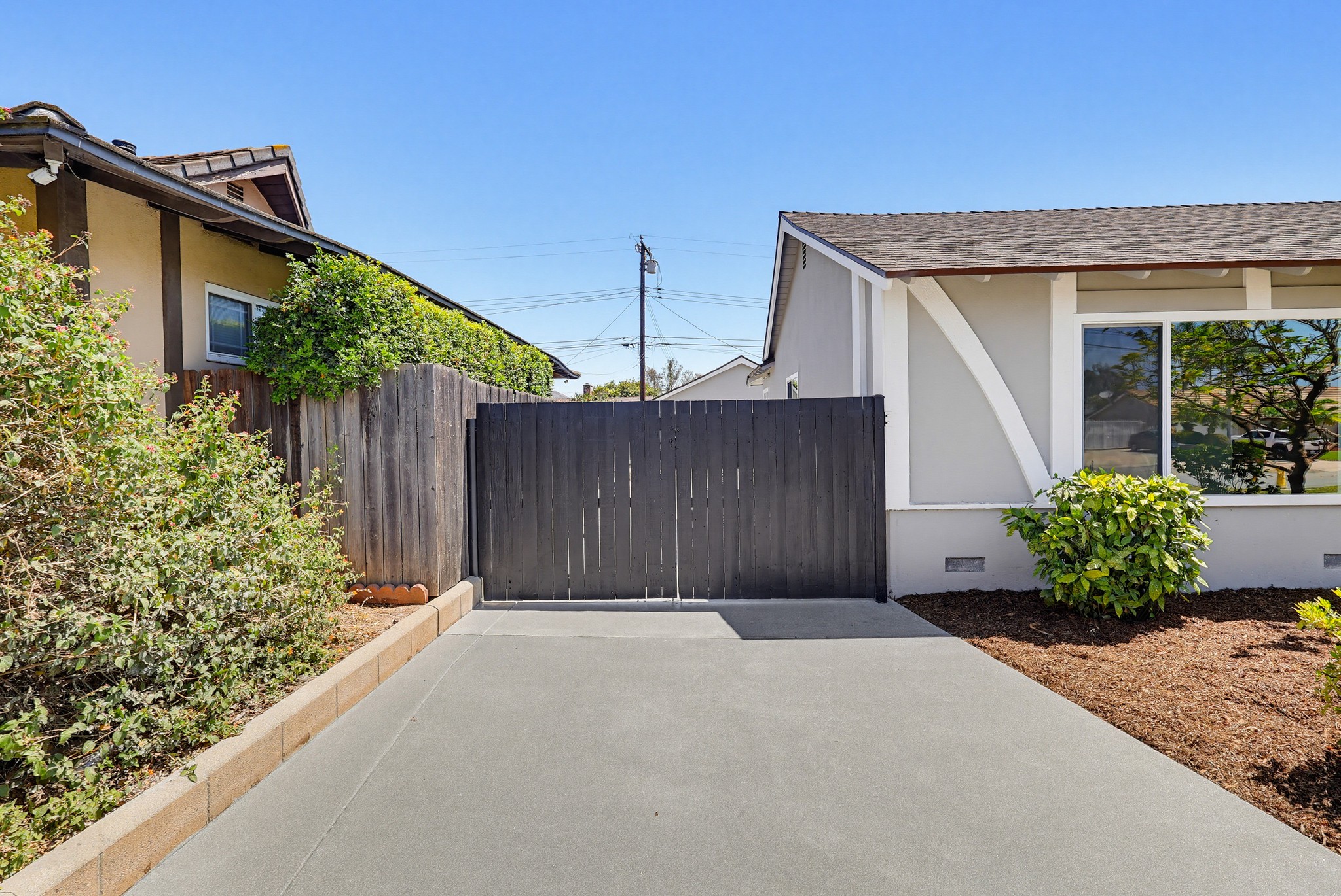 Virtual tour photo 102 of 130 for 1532 E Old Badillo St