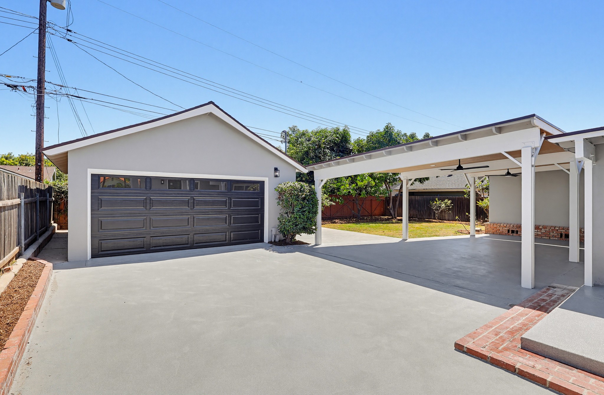Virtual tour photo 106 of 130 for 1532 E Old Badillo St