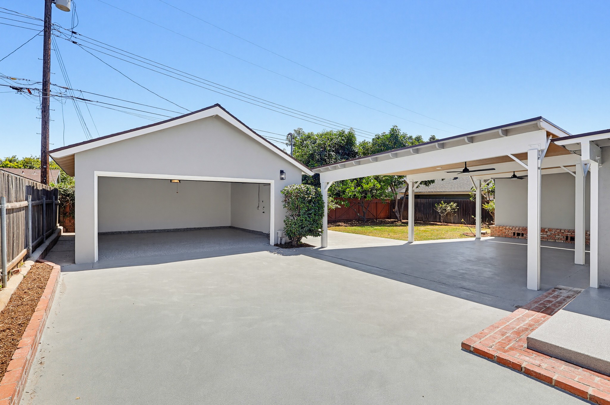 Virtual tour photo 107 of 130 for 1532 E Old Badillo St