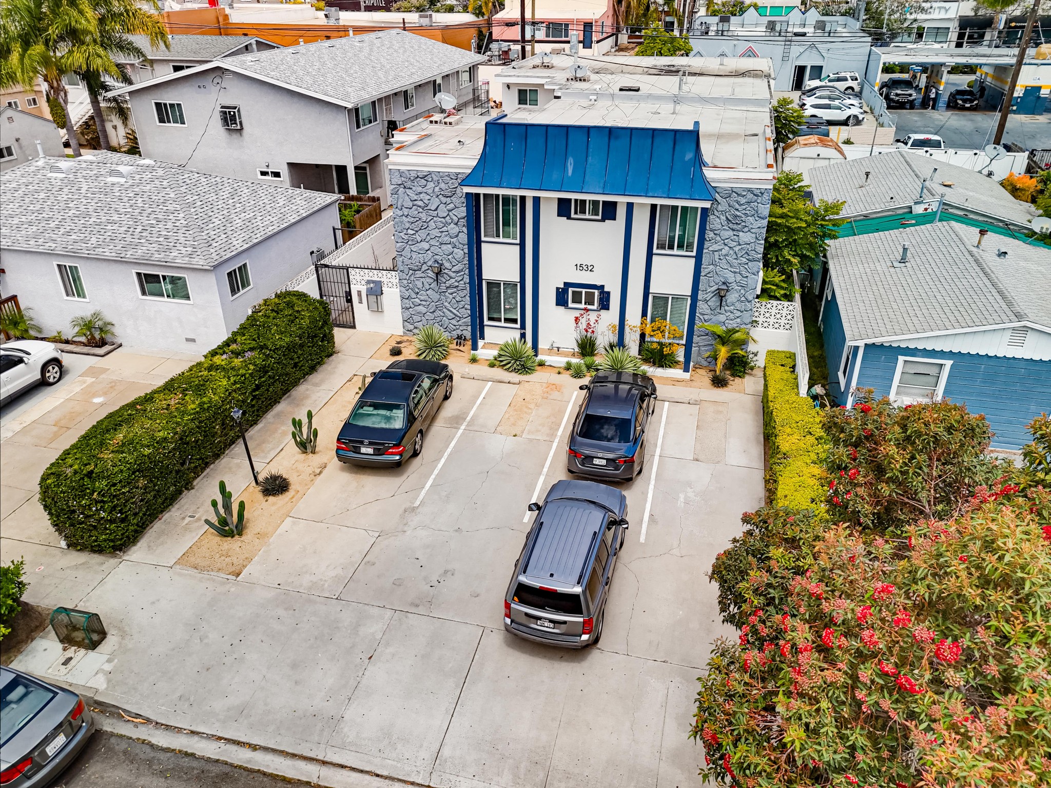 Virtual tour photo 1 of 39 for 1532 Hornblend St