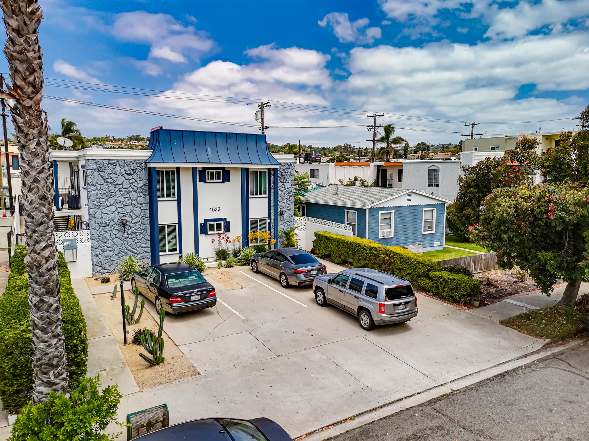 Virtual tour photo 5 of 39 for 1532 Hornblend St