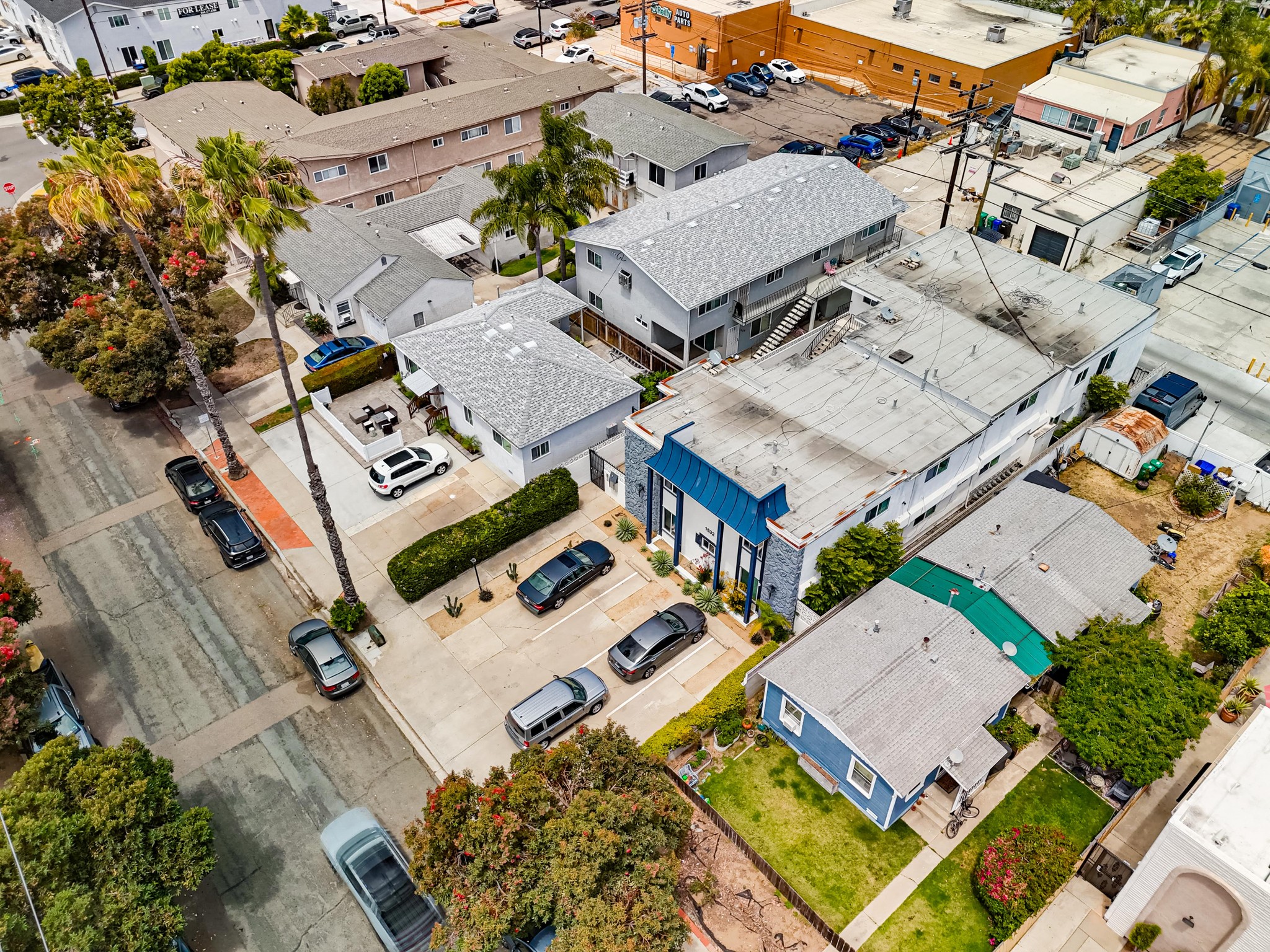 Virtual tour photo 11 of 39 for 1532 Hornblend St