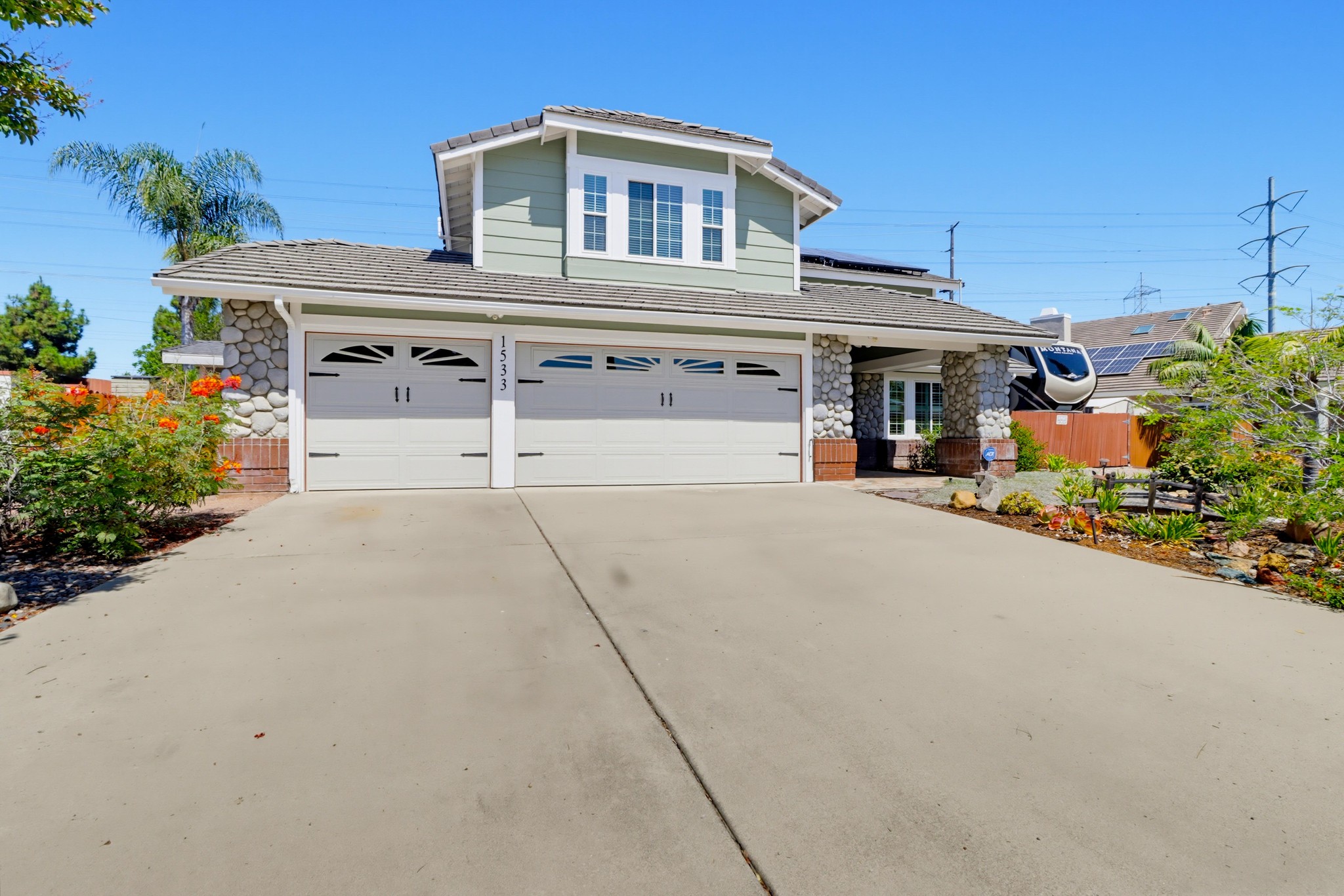 Virtual tour photo 4 of 104 for 1533 Via Hacienda