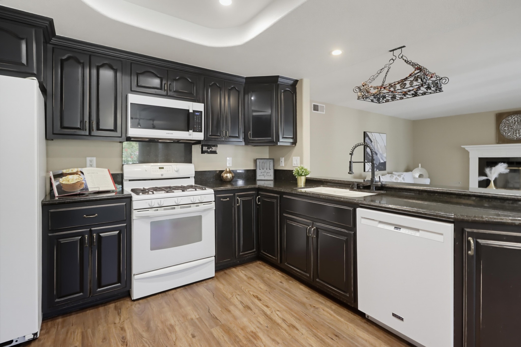 Virtual tour photo 20 of 104 for 1533 Via Hacienda