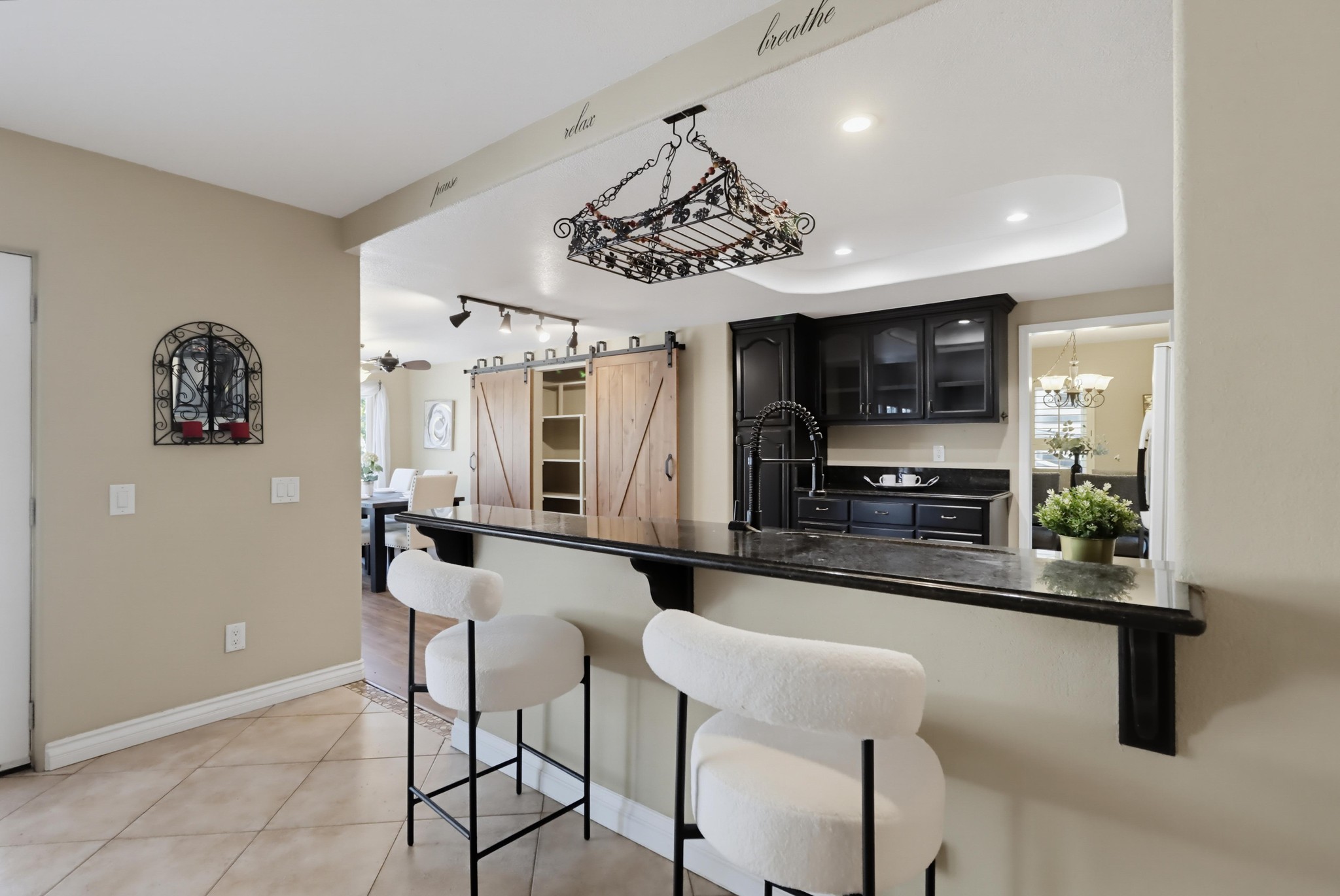 Virtual tour photo 27 of 104 for 1533 Via Hacienda