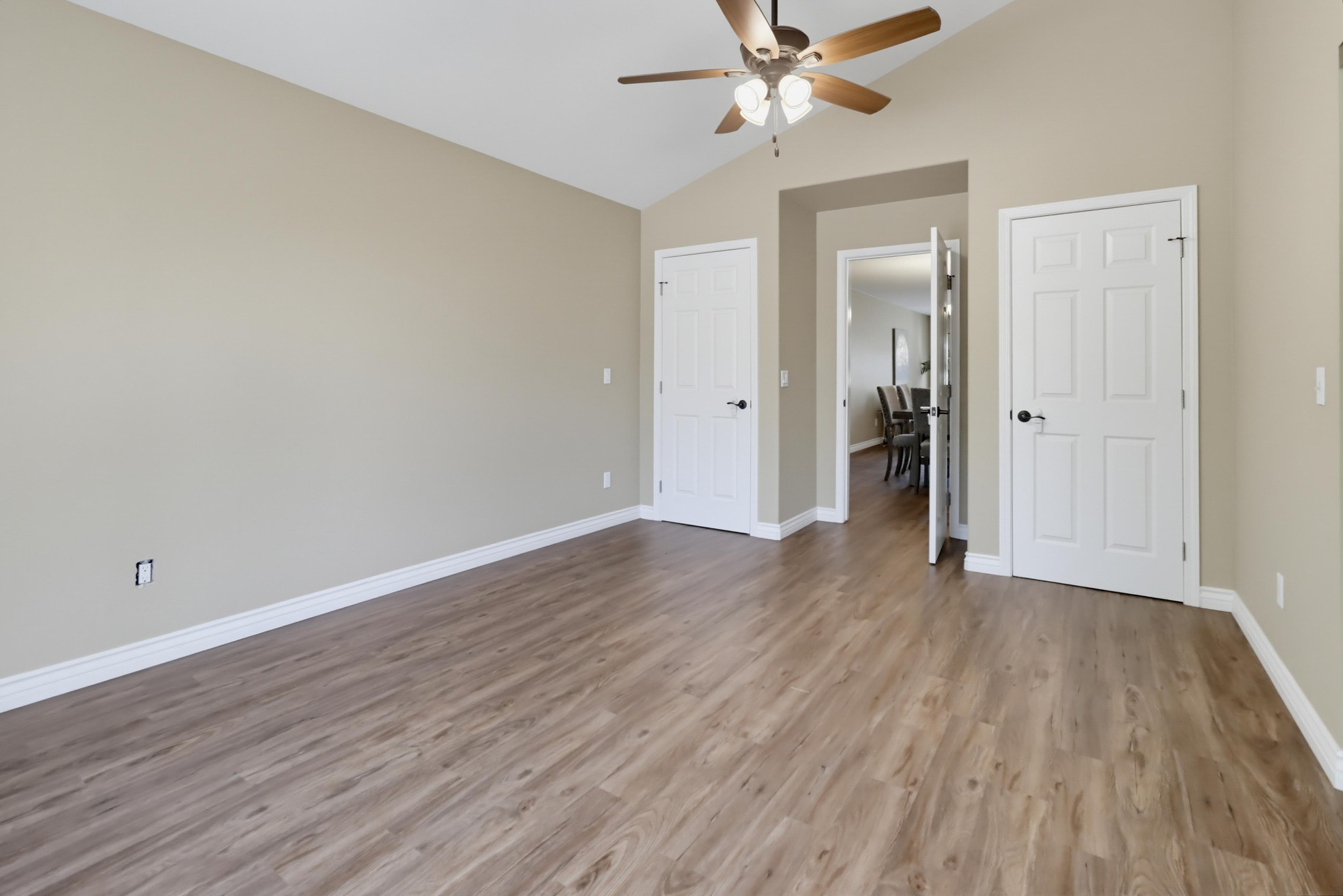 Virtual tour photo 33 of 104 for 1533 Via Hacienda
