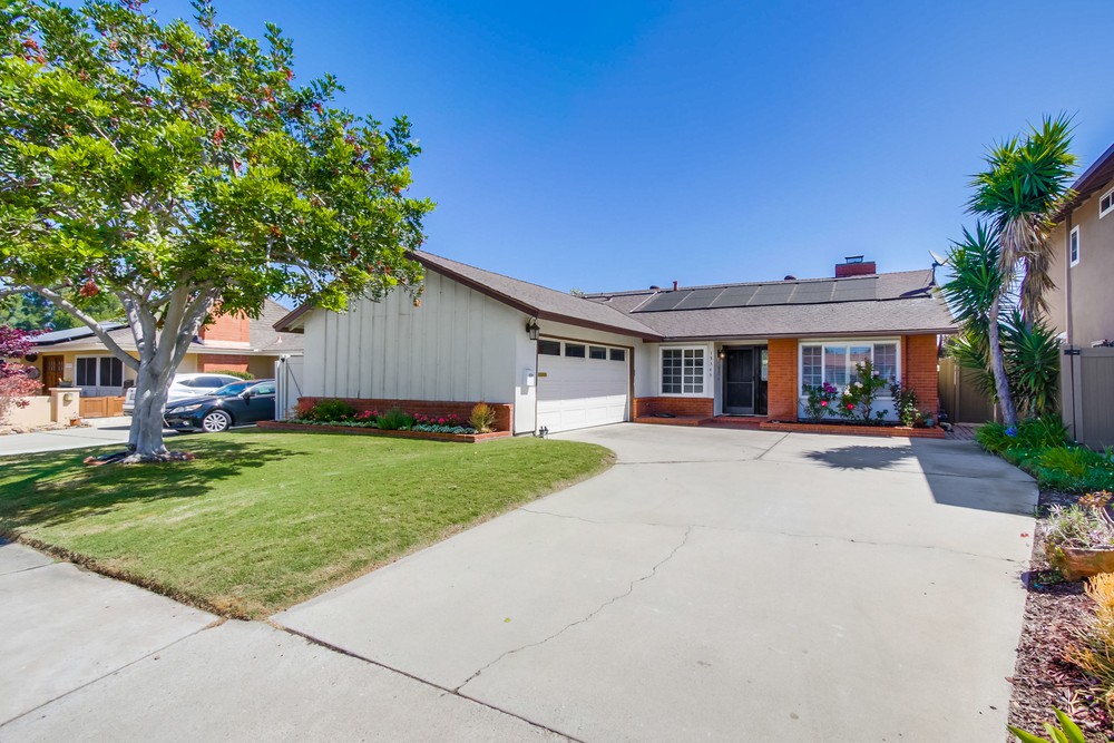 Virtual tour photo 1 of 45 for 15345 Andorra Way