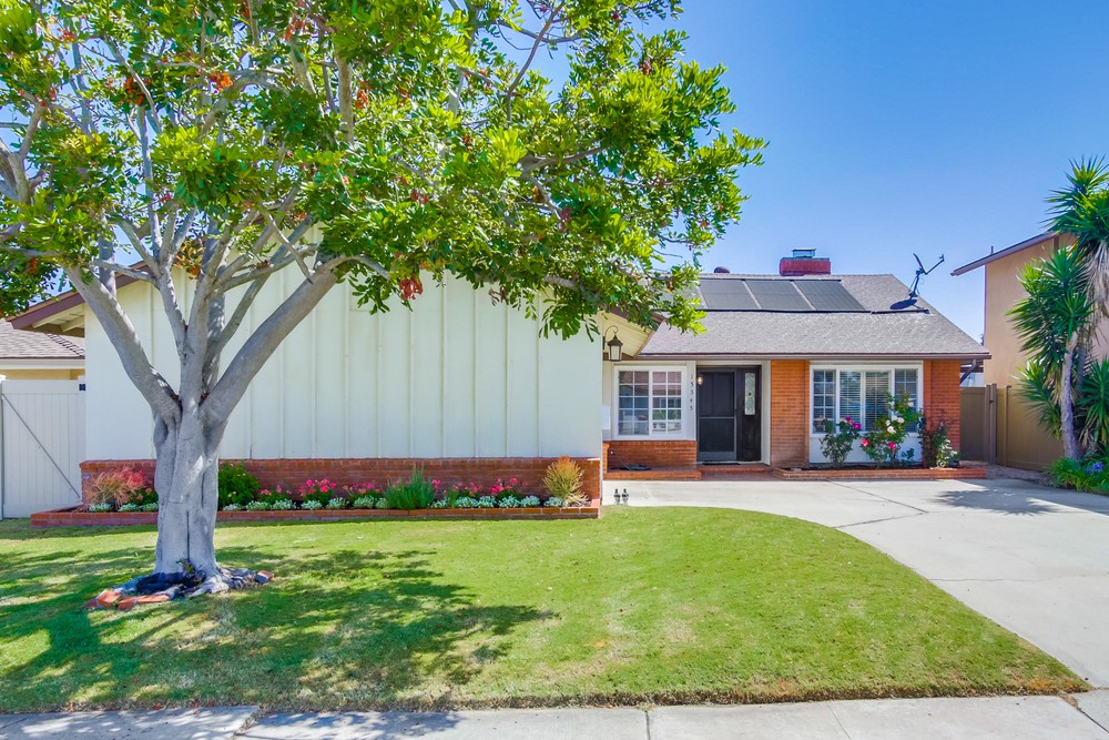 Virtual tour photo 3 of 45 for 15345 Andorra Way