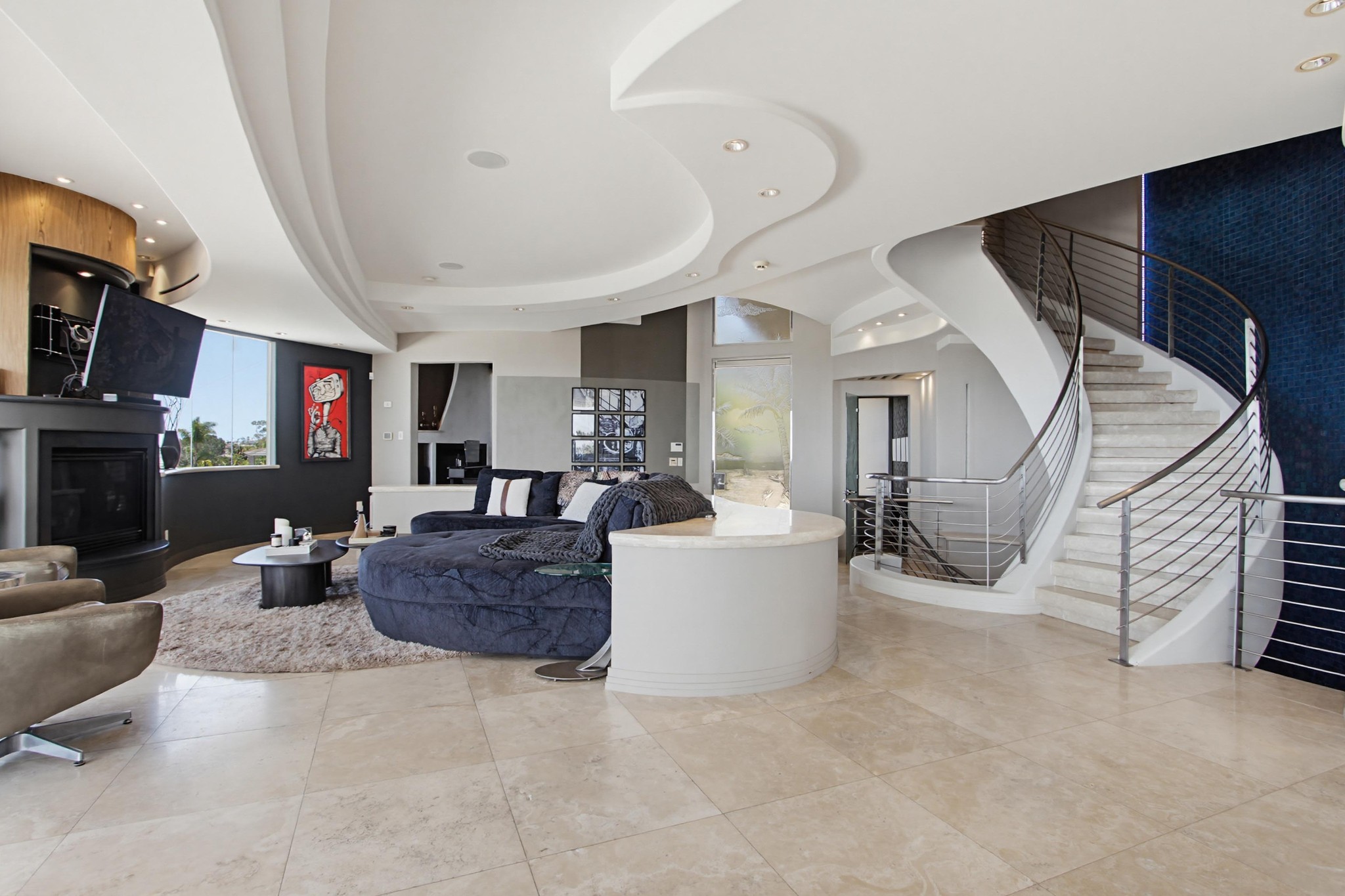 Virtual tour photo 16 of 98 for 1535 Loring St