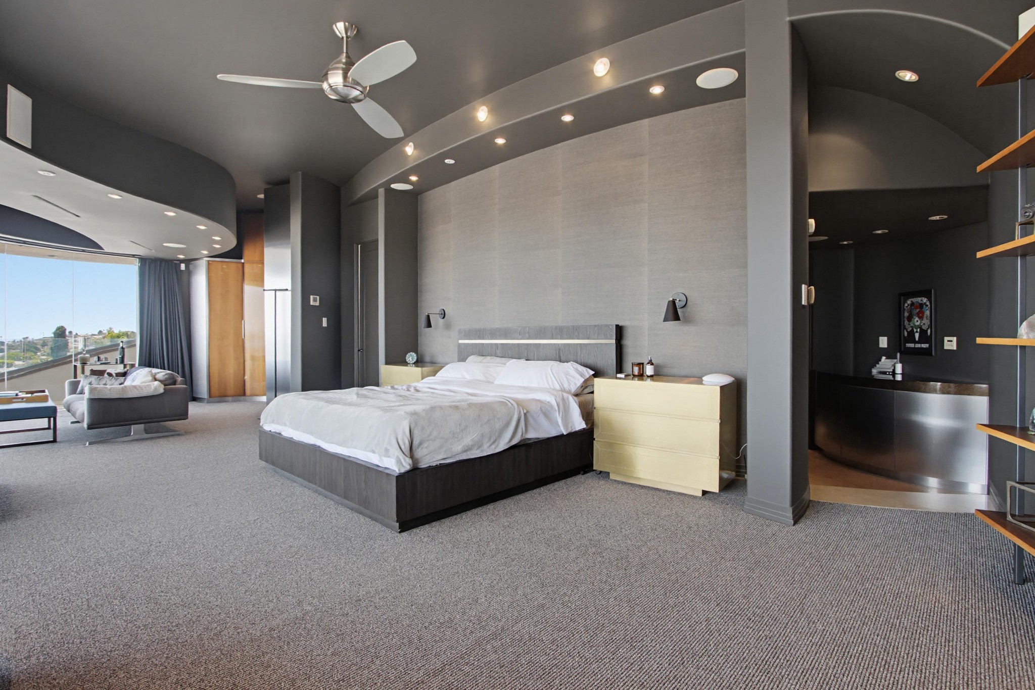 Virtual tour photo 32 of 98 for 1535 Loring St
