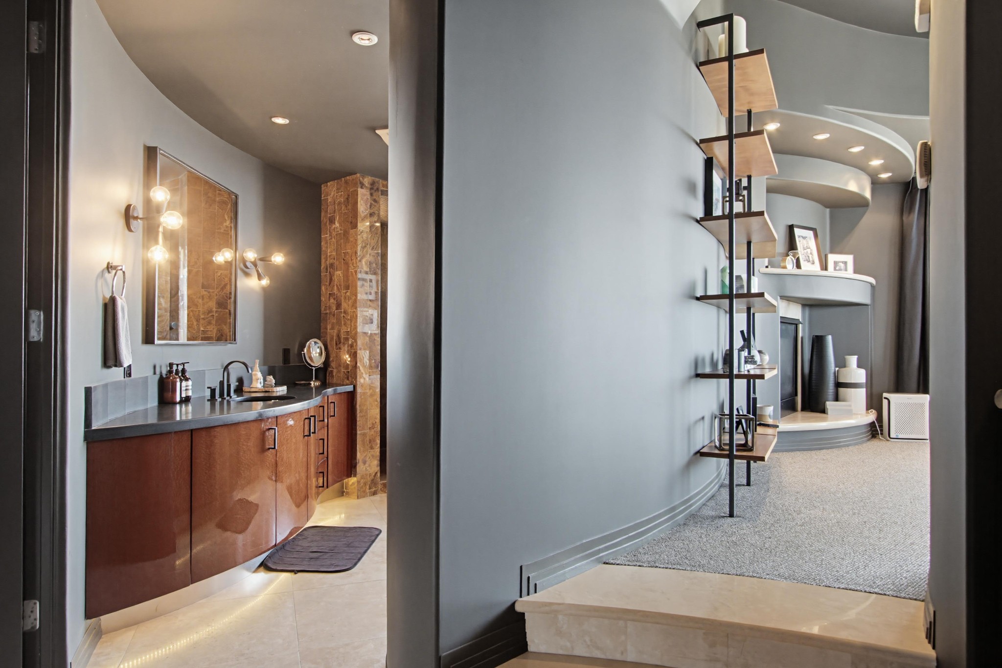 Virtual tour photo 34 of 98 for 1535 Loring St