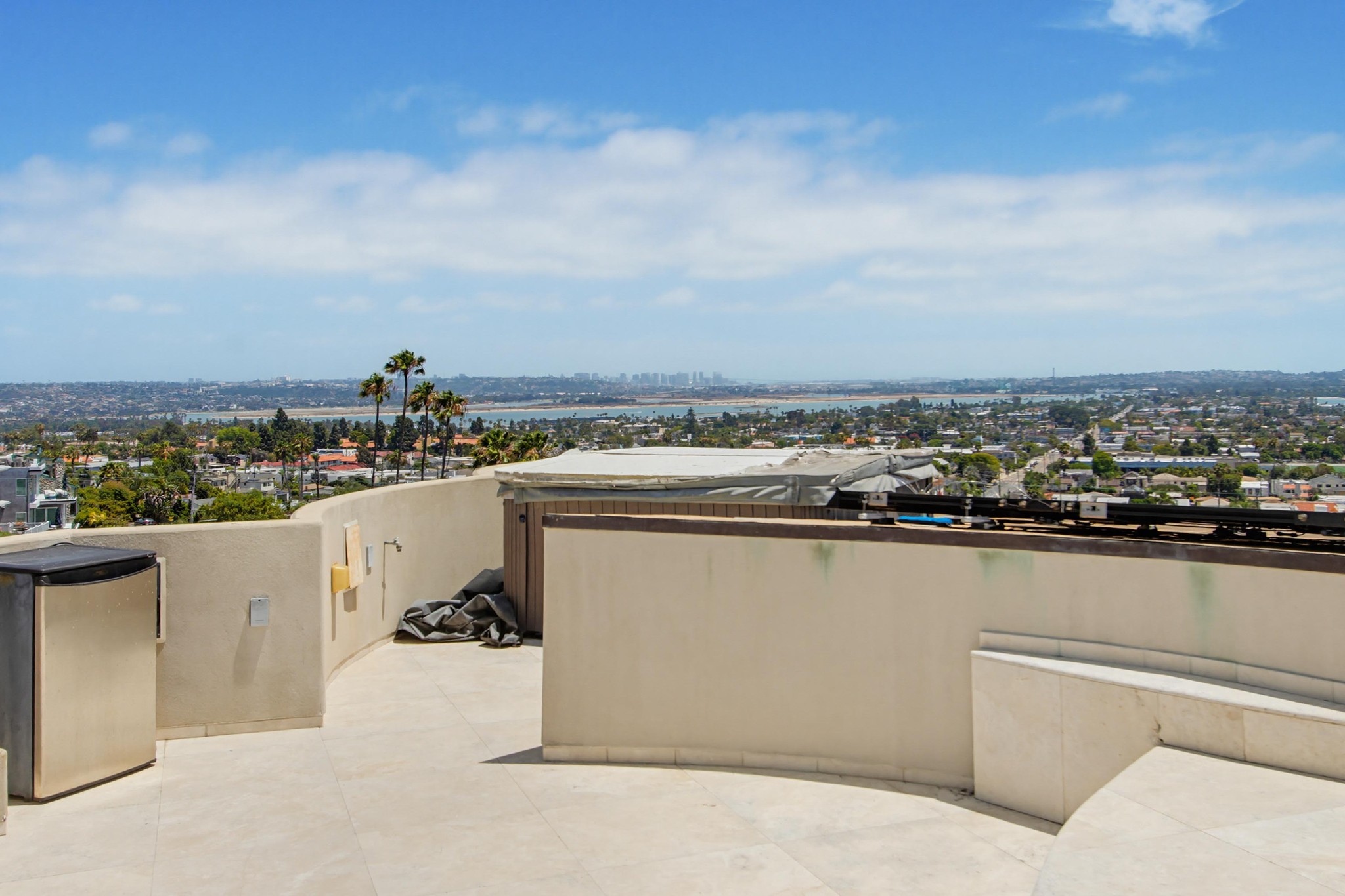 Virtual tour photo 46 of 98 for 1535 Loring St
