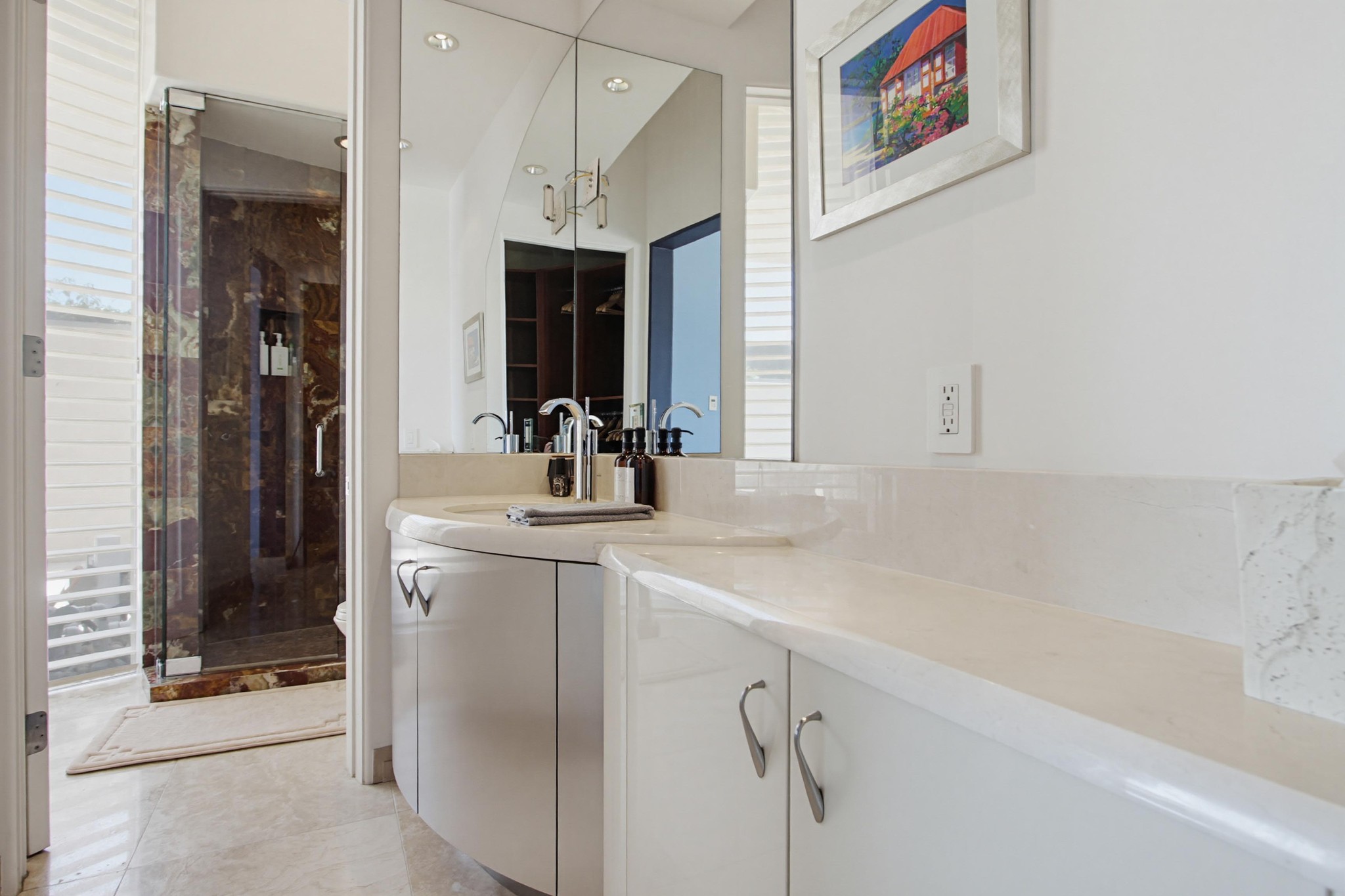 Virtual tour photo 52 of 98 for 1535 Loring St
