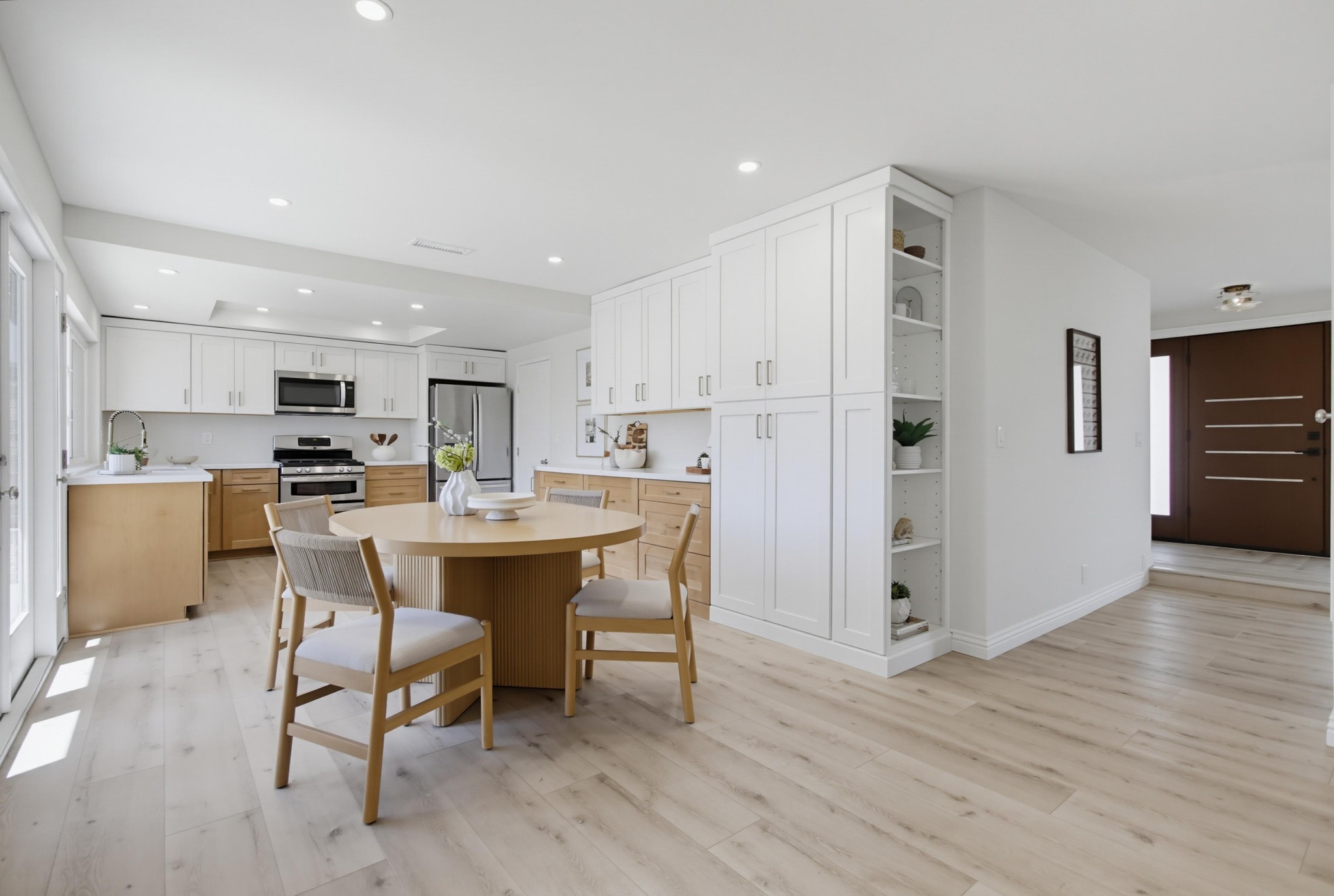 Virtual tour photo 13 of 49 for 15356 Via Sansal