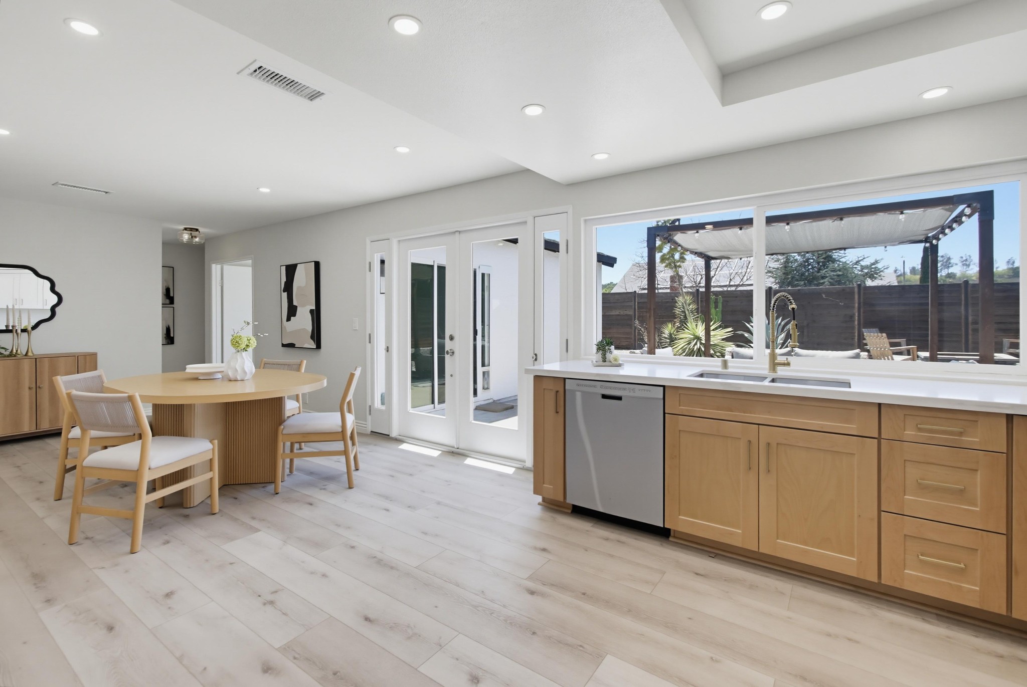 Virtual tour photo 15 of 49 for 15356 Via Sansal