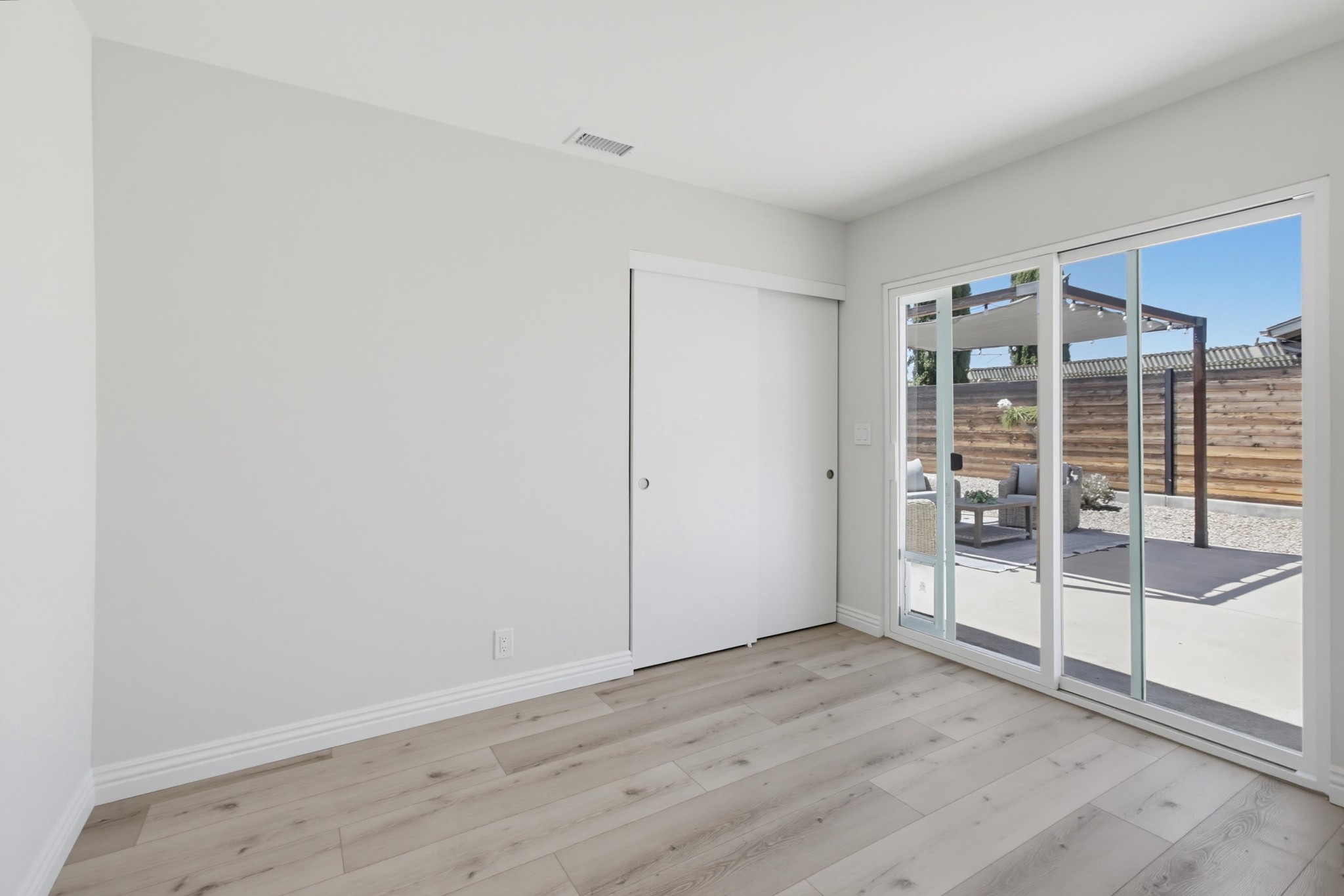 Virtual tour photo 17 of 49 for 15356 Via Sansal
