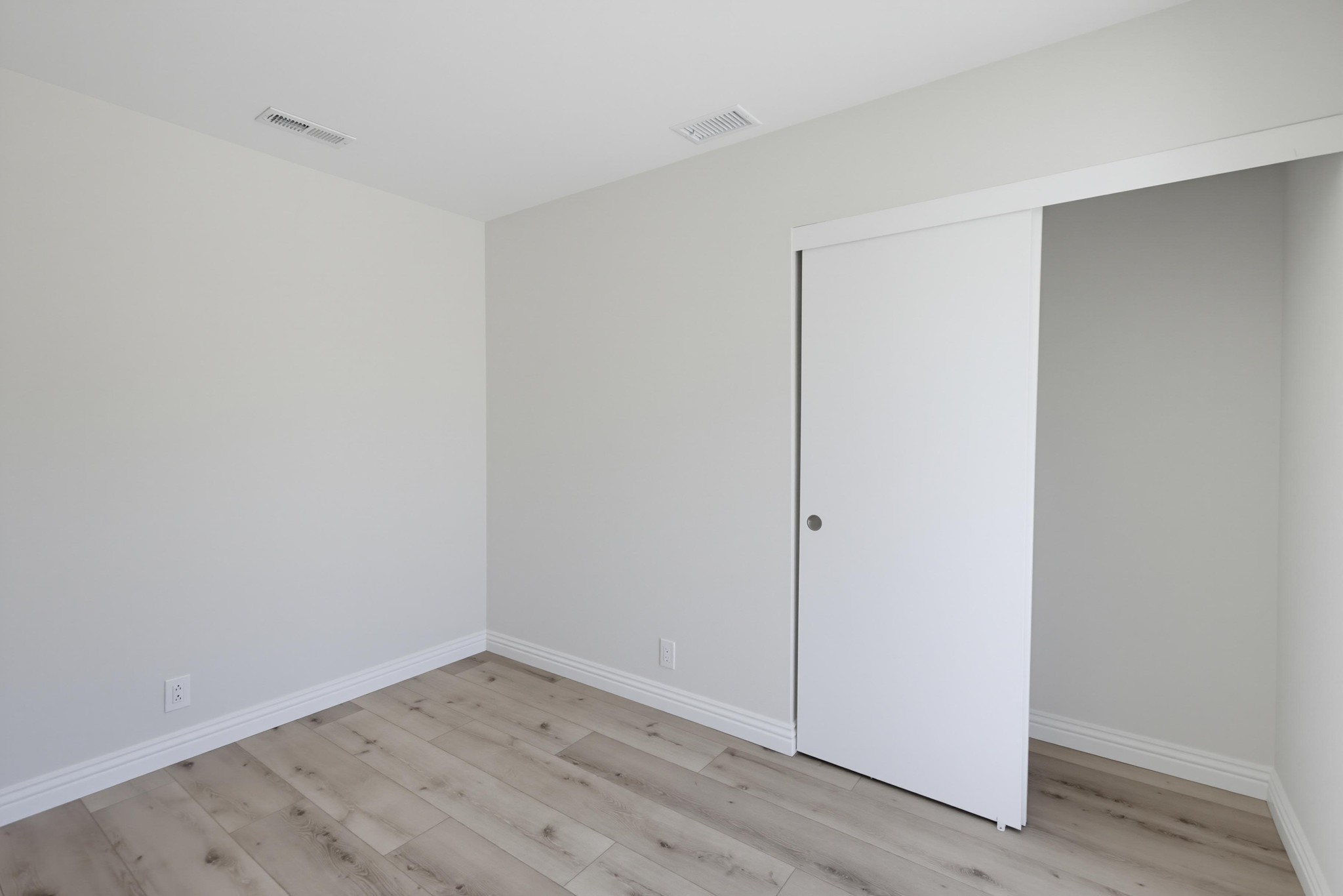 Virtual tour photo 18 of 49 for 15356 Via Sansal