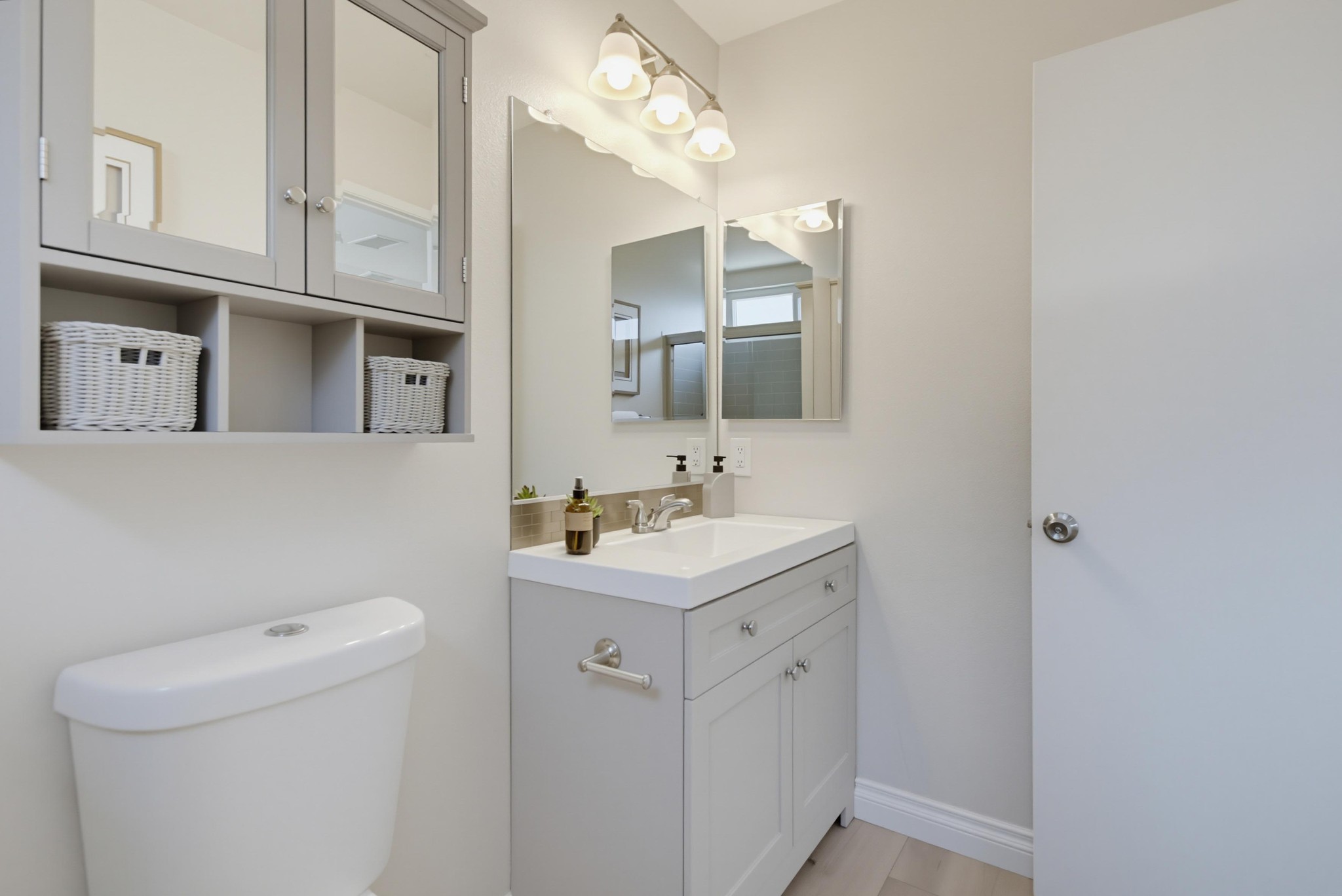Virtual tour photo 26 of 49 for 15356 Via Sansal