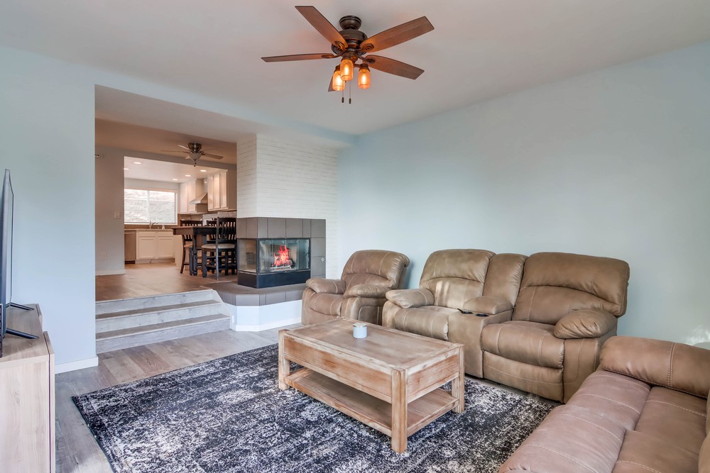 Virtual tour photo 12 of 48 for 1536 Glenwood Dr