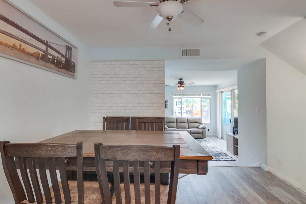 Virtual tour photo 18 of 48 for 1536 Glenwood Dr