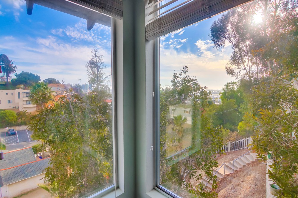Virtual tour photo 43 of 48 for 1536 Glenwood Dr