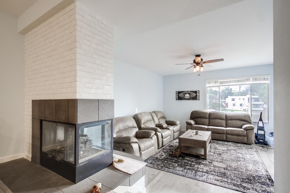Virtual tour photo 11 of 48 for 1536 Glenwood Dr